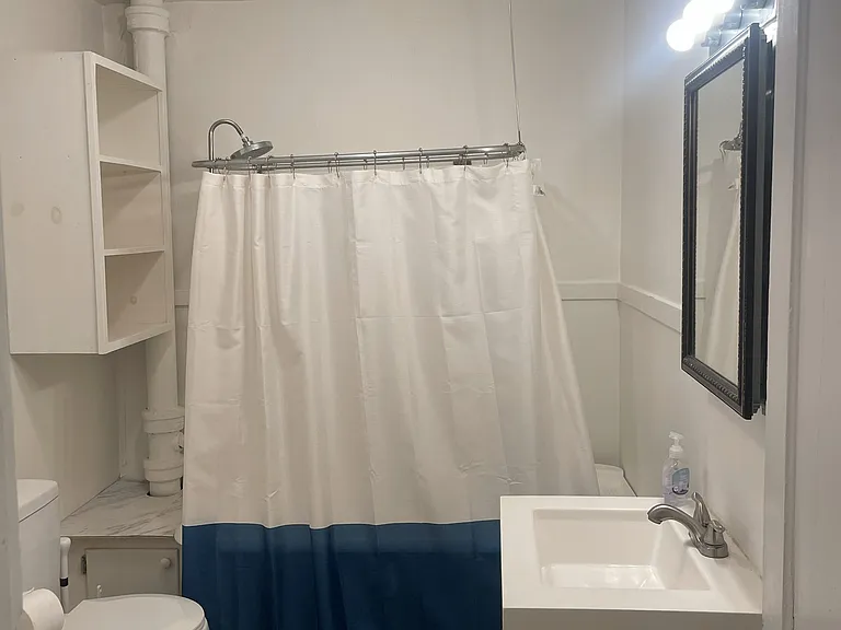 826 N Aurora St #2 — Photo 5