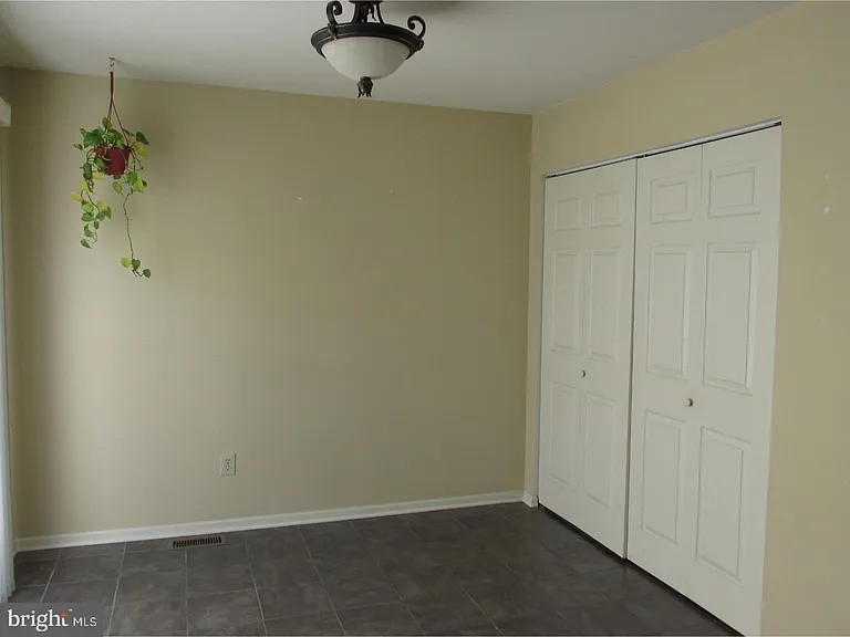 343 Glenn Rose Cir — Photo 7
