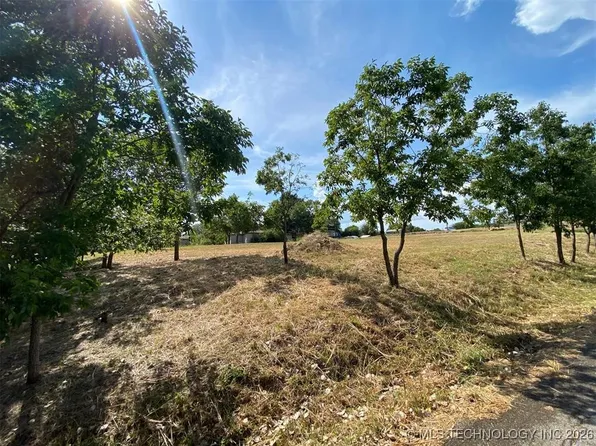 E 5th St, Sulphur, OK 73086
