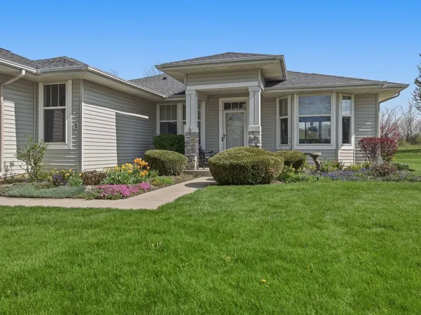 12303 W Fox Run Ct, Huntley, IL 60142
