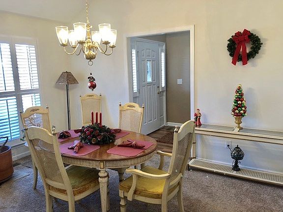 5th image of 128 Orchard Park Dr