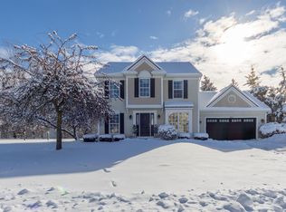 2963 Valley Glenn Cir, Kalamazoo, MI 49004