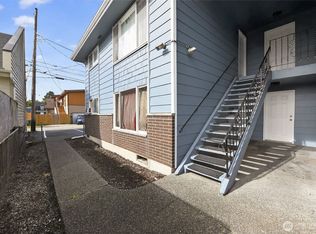 1040 S Ferry Street, Tacoma, WA 98405