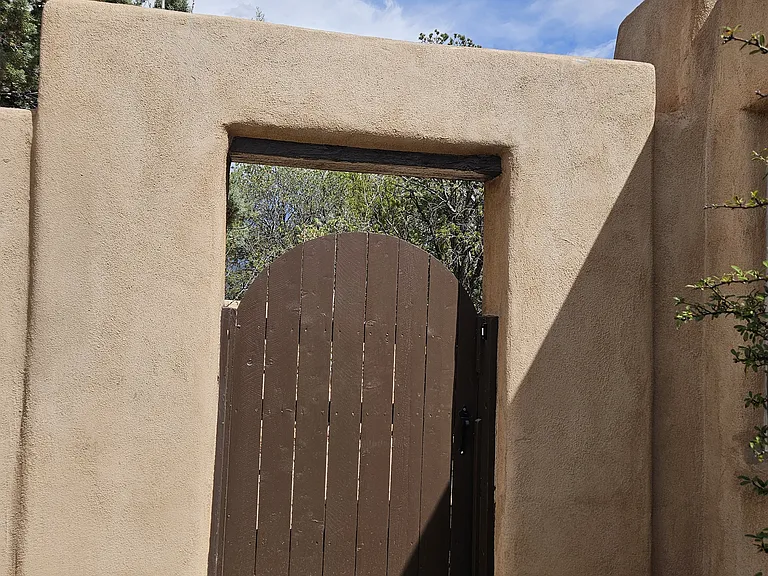 311 Calle Loma Norte — Photo 1