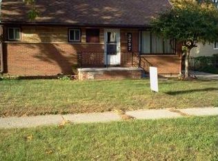3297 Poplar Ave, Warren, MI 48091
