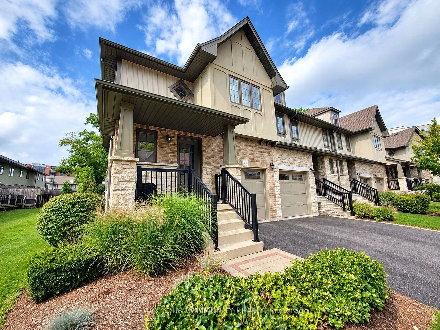 3 bed, $2,800 — Photo 1