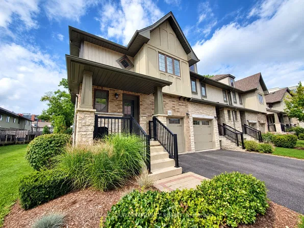 635 Saginaw Pkwy #44, Cambridge, ON N1T 0C1