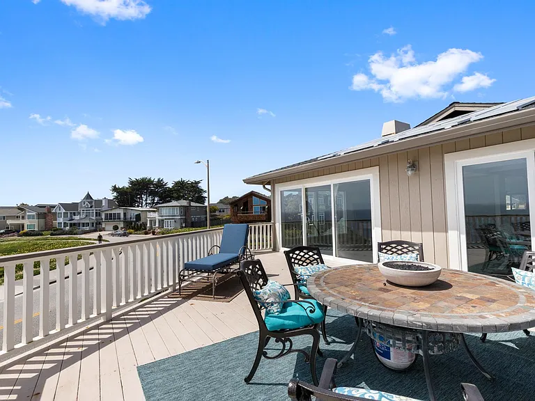 2124 W Cliff Dr — Photo 35