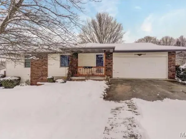 1127 W Irene Ct, Nixa, MO 65714