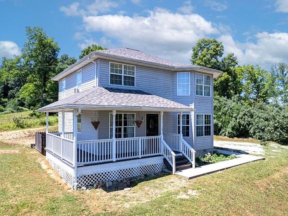 3rd image of 89 Washington Ln