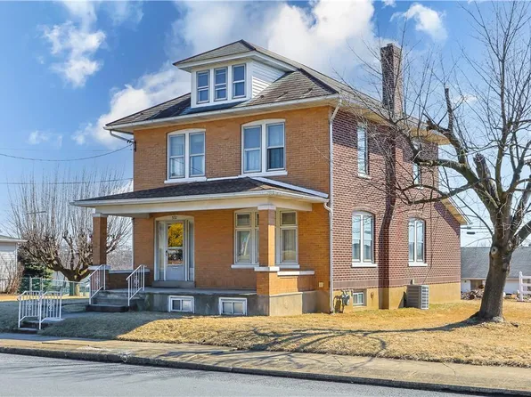 572 E 10th St, Northampton, PA 18067