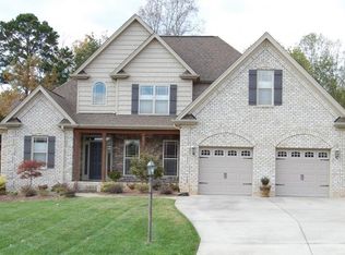 2015 Volunteer Dr SW, Cleveland, TN 37311