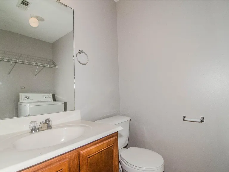 6415 Mountain Pines Ln — Photo 12