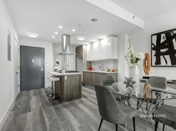 2222 Ocean Avenue image 1 of 12