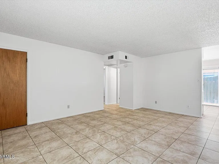 1321 E Carol Ave #3 — Photo 7