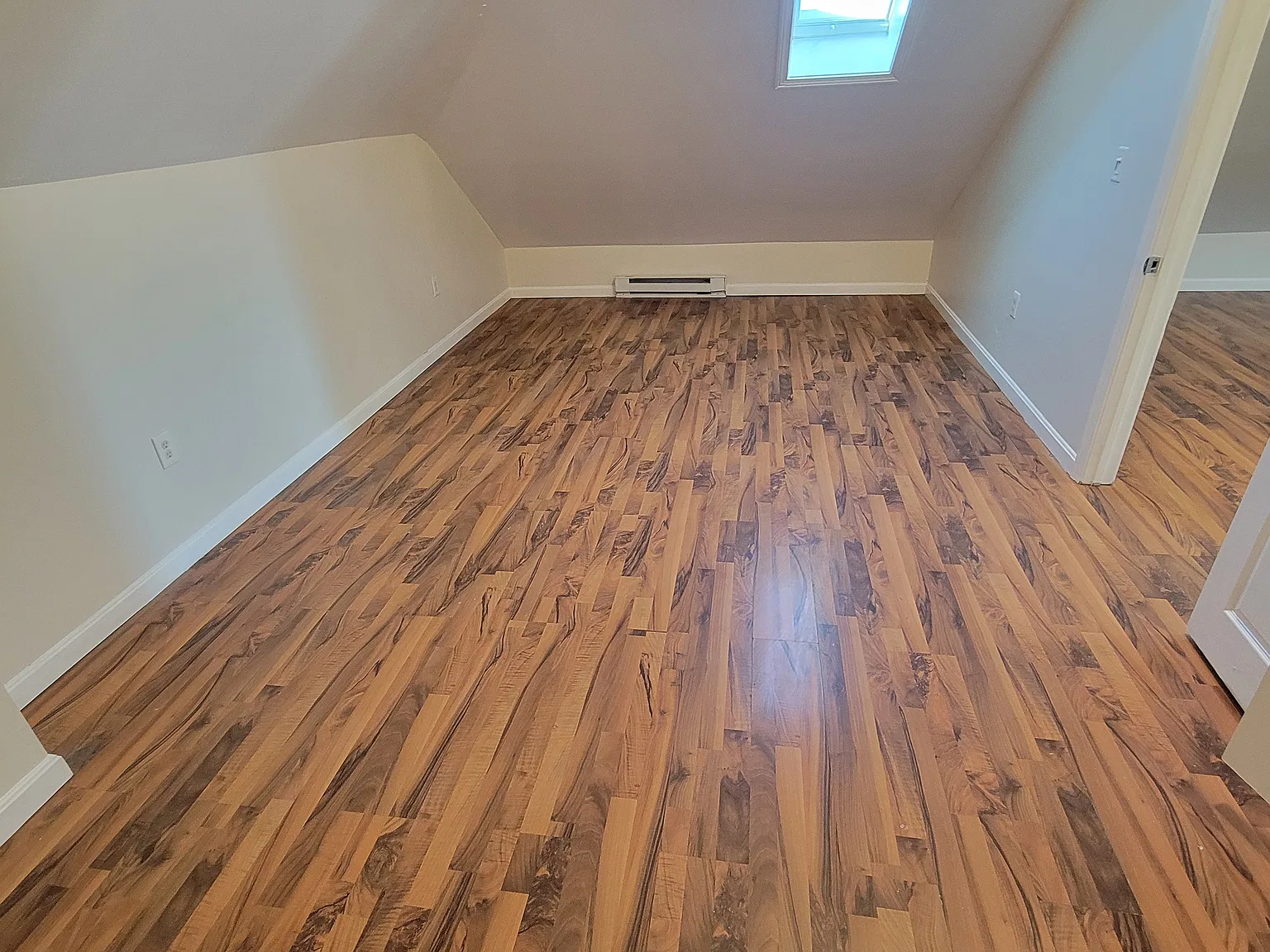 3 bed, $2,300 — Photo 2