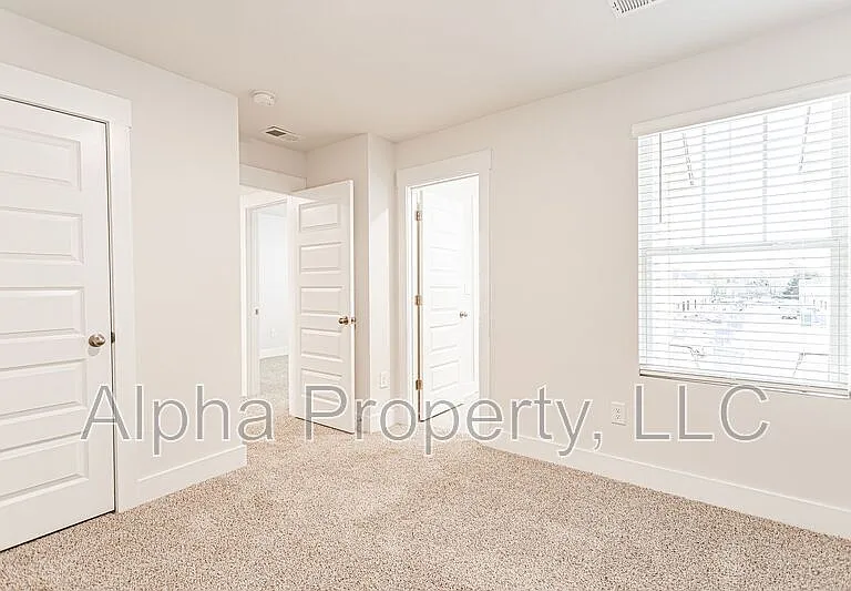 212 Round Back Way — Photo 16
