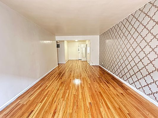 2nd image of 222 E 17th St APT 2L
