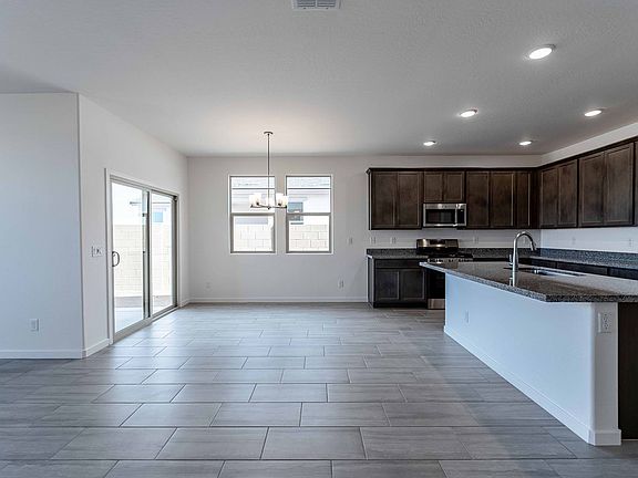 4th image of 17595 N Bolerno Dr
