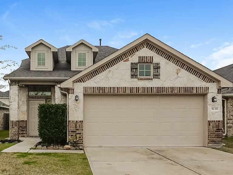 5139 Misty Ln — Photo 1