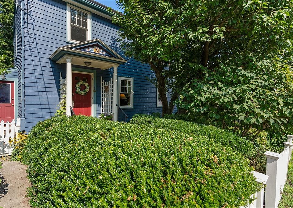 1st image of 134 Whitford St