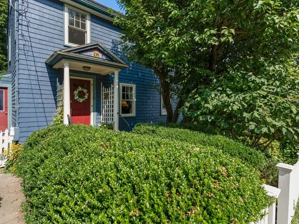 134 Whitford St, Roslindale, MA 02131