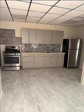 650 Kennedy Blvd #4 Photo 1