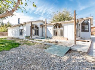 27548 Maple St, Taft, CA 93268