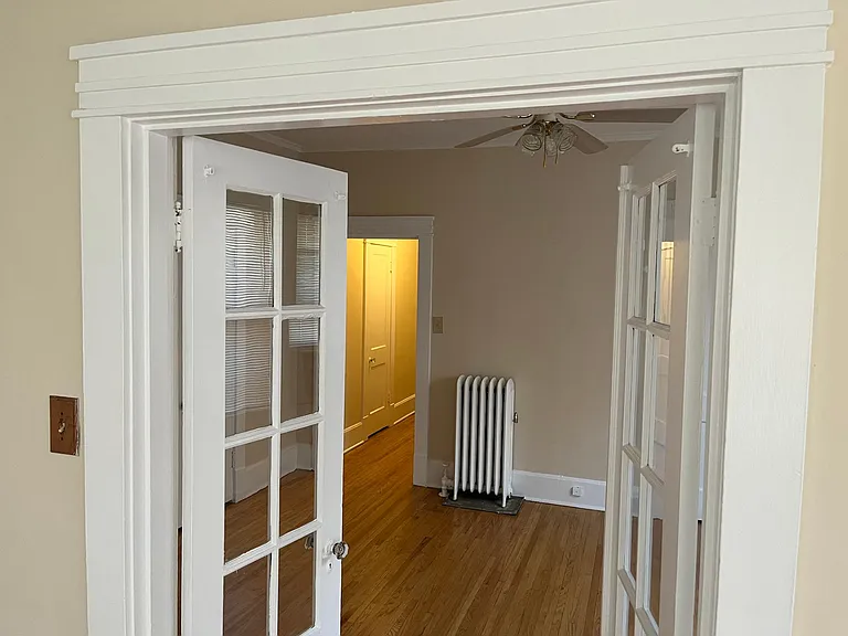 1861 Poplar Ave #5 — Photo 22