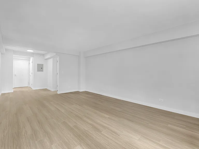 165 E 66th St #5H — Photo 5
