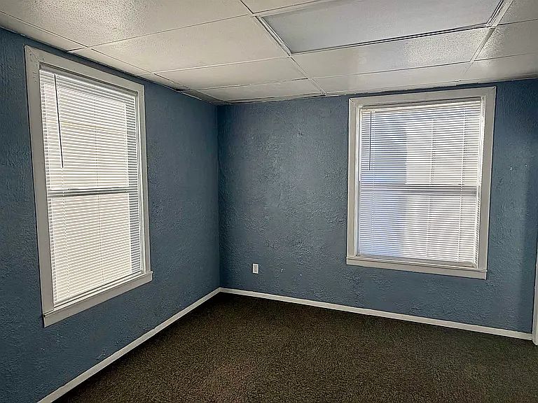 1st image of 420 8th St APT 1