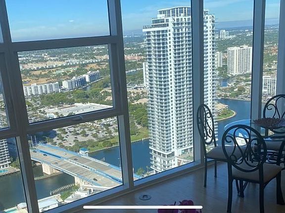 4th image of 1830 S Ocean Dr APT 4607