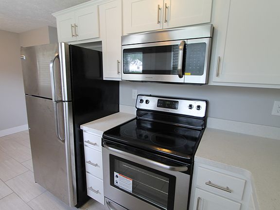 4th image of 3068 S 41st St #3070