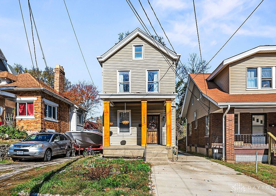 1st image of 1922 Elm Ave
