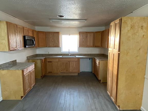 2nd image of 1005 S Martin Luther King Blvd