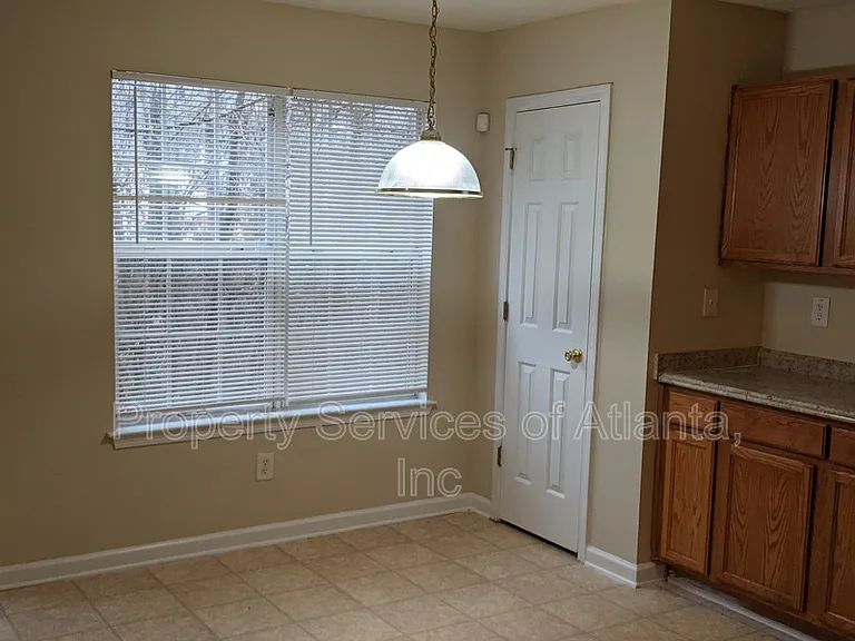 416 Townsend Bnd — Photo 8