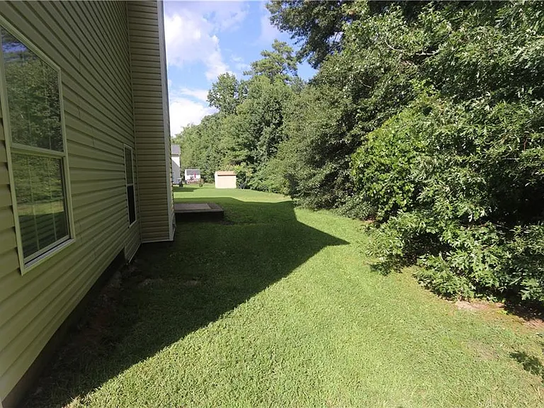 156 Shadowhill Ln — Photo 5
