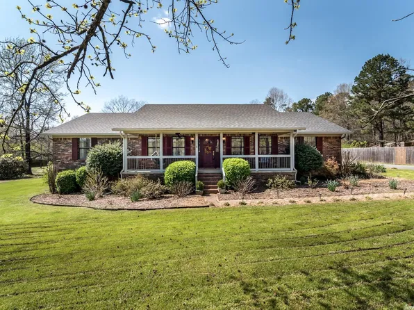 8012 N Guenther Rd, Roland, AR 72135