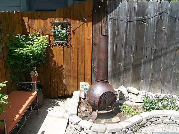5th image of 115 W McPherson St