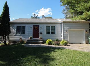 66 Byrnes Ln, Eatontown, NJ 07724