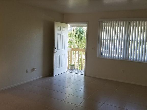 4th image of 4625 SW 8th Pl APT 8