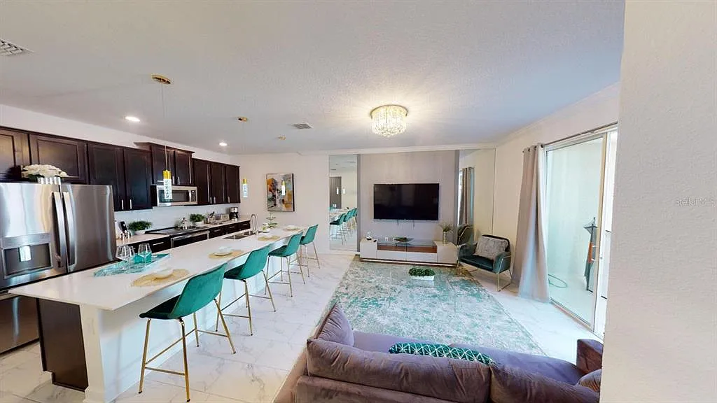 4 bed, 3.0 bath, 1914 sqft, $2,950 — Photo 2