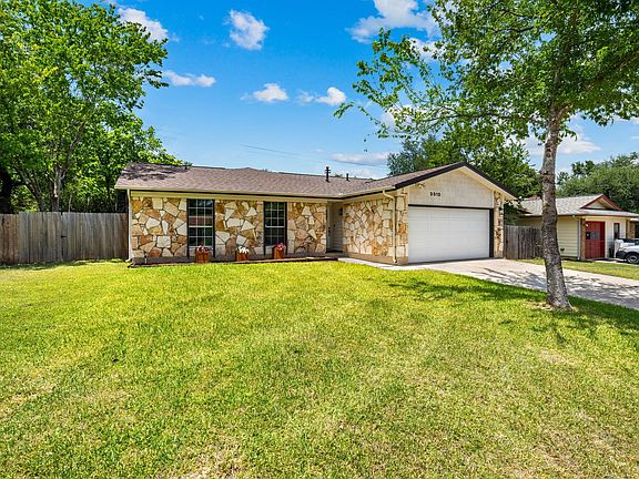 5th image of 3012 Monument Dr