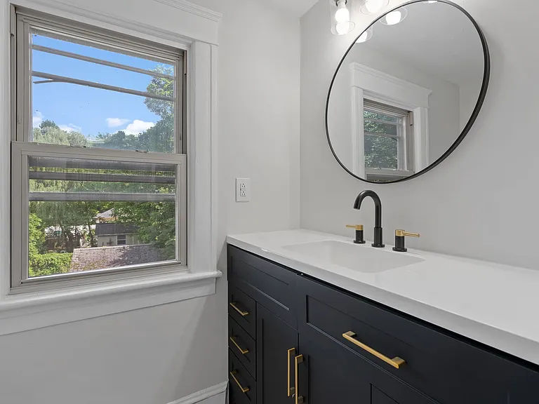 114 Linderman Ave #2 — Photo 6