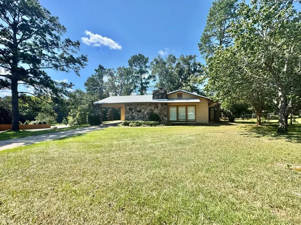 313 Daniel Cir, Dothan, AL 36301