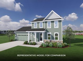 1233 Arrowood Cir W, Oconomowoc, WI 53066