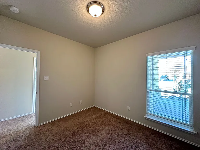 702 Deborah Kay Dr — Photo 24
