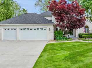 6189 Pleasant St, East China, MI