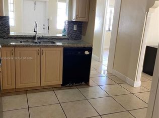 800 NW 76th Ave #800, Hollywood, FL 33024