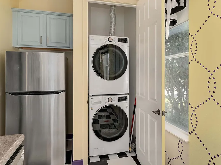 Laundry Room Cabinet